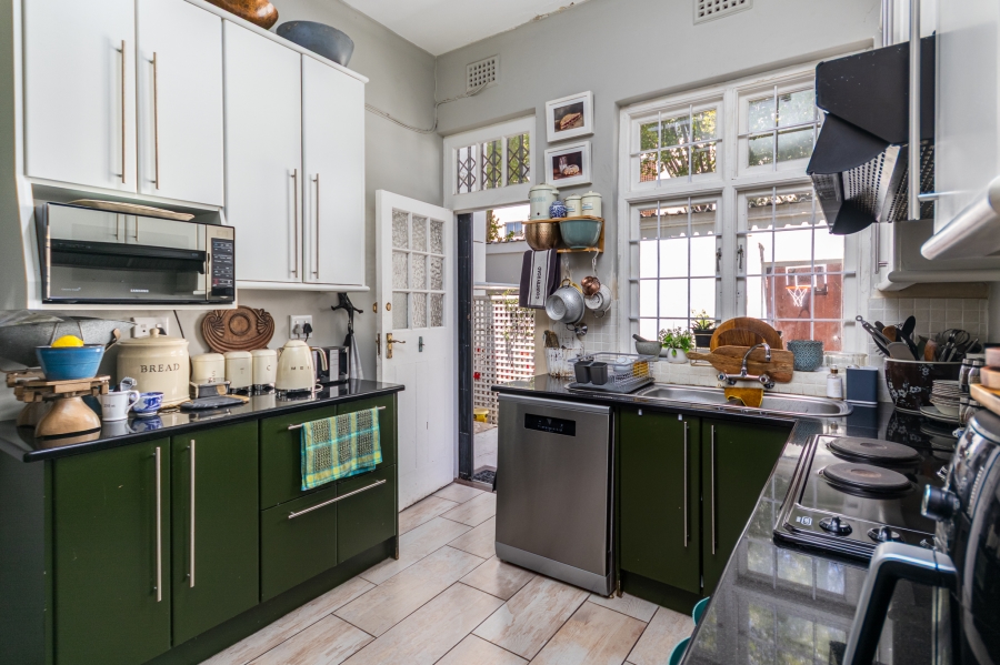 3 Bedroom Property for Sale in Claremont Upper Western Cape